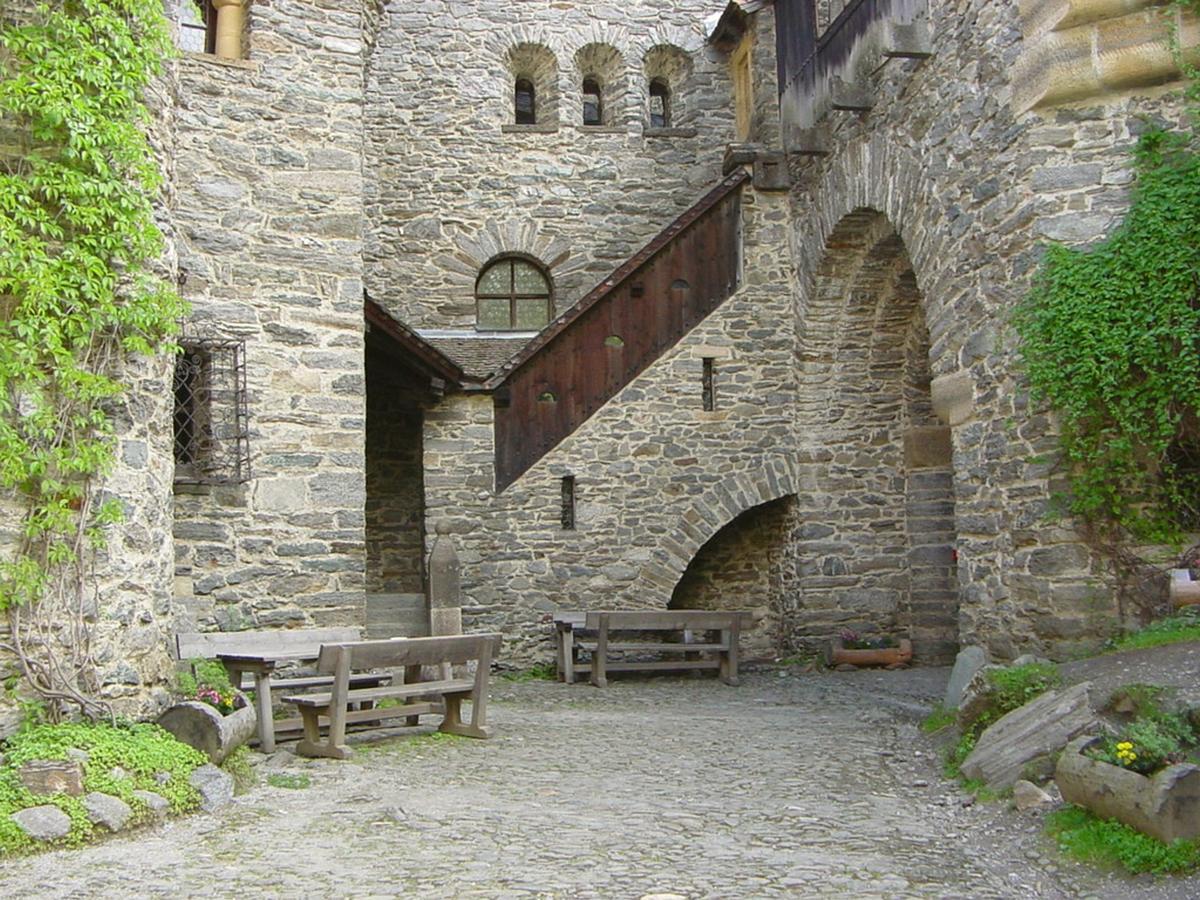 Burg Finstergruen Ramingstein Exterior photo